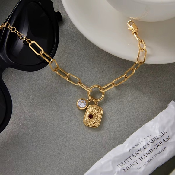 18K Gold Plated Charm Bracelet - Picture 2 of 5